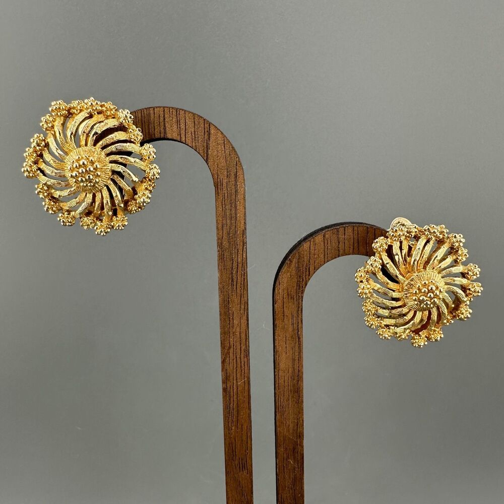 Vintage Lisner Earrings Flower Swirl Earrings Gold Tone Round Clip On MCM Signed